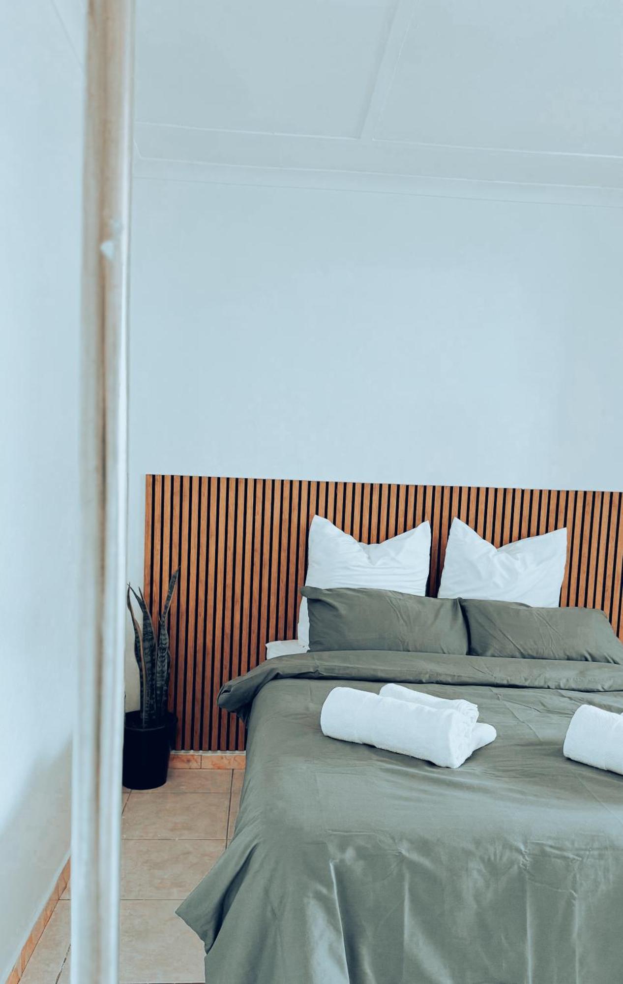 Central Nomad Apartment Windhoek Buitenkant foto