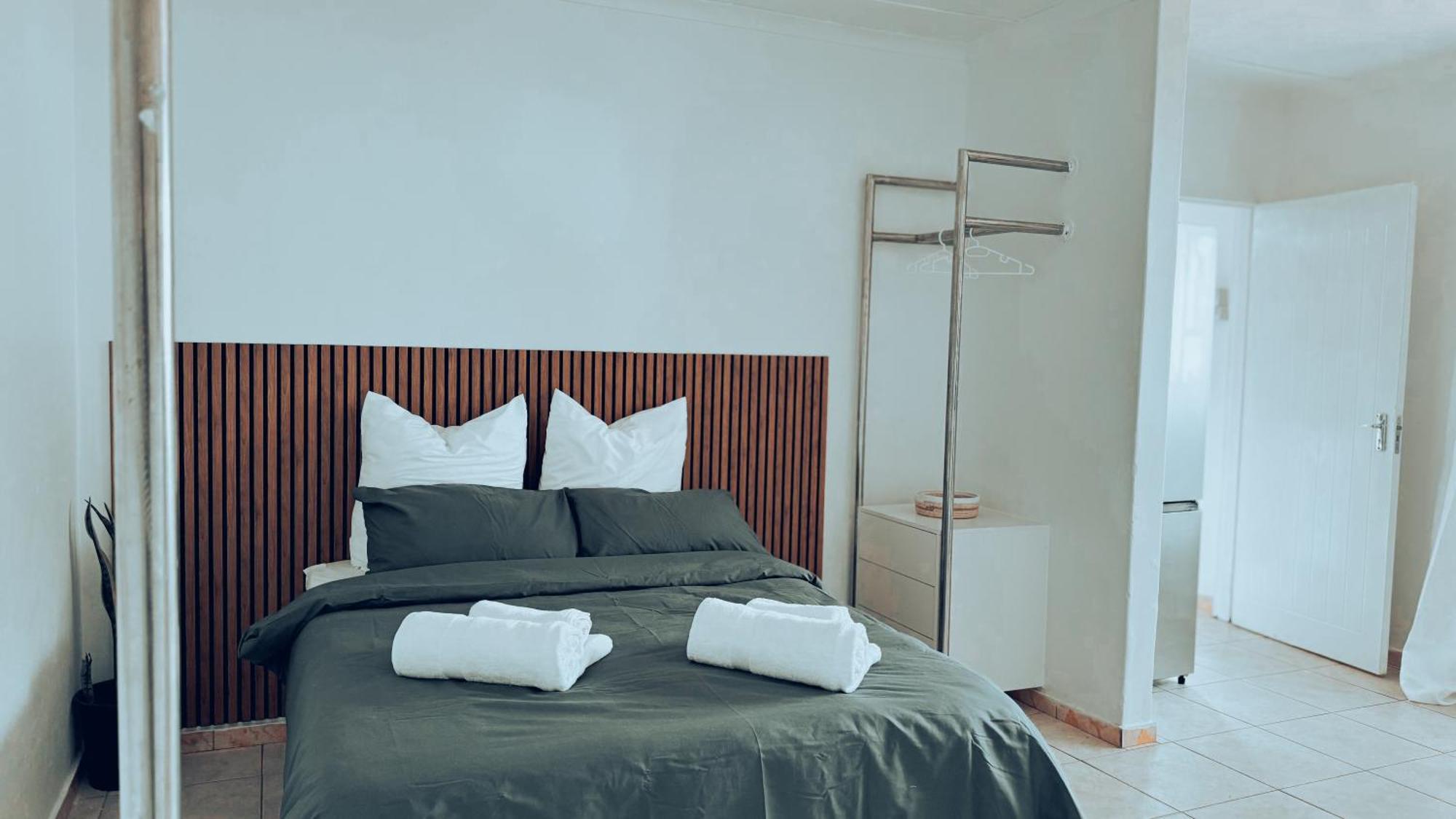 Central Nomad Apartment Windhoek Buitenkant foto